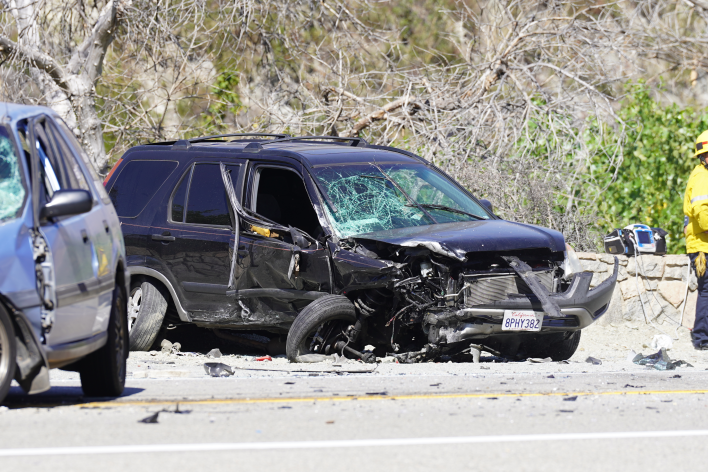悲劇性事故在弗雷斯諾：男子從他的SUV被拋出後死亡
